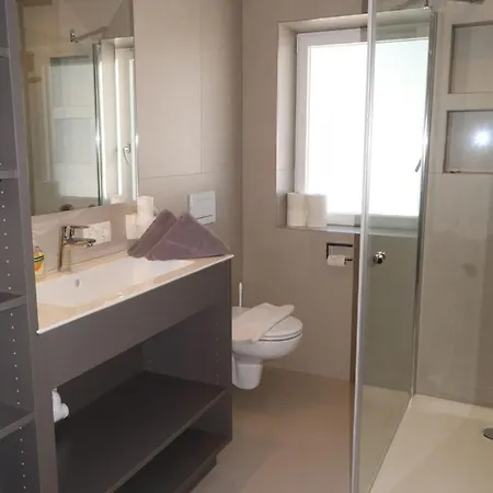 Altes Zollhaus-4 By Interhome דירה נאודרס